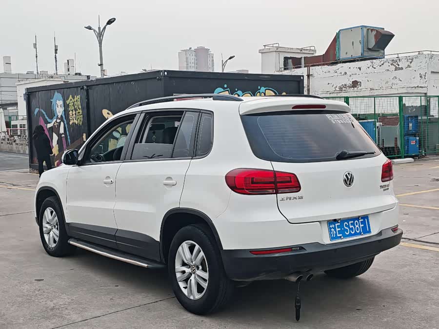 Volkswagen Tiguan 2016 car image #8