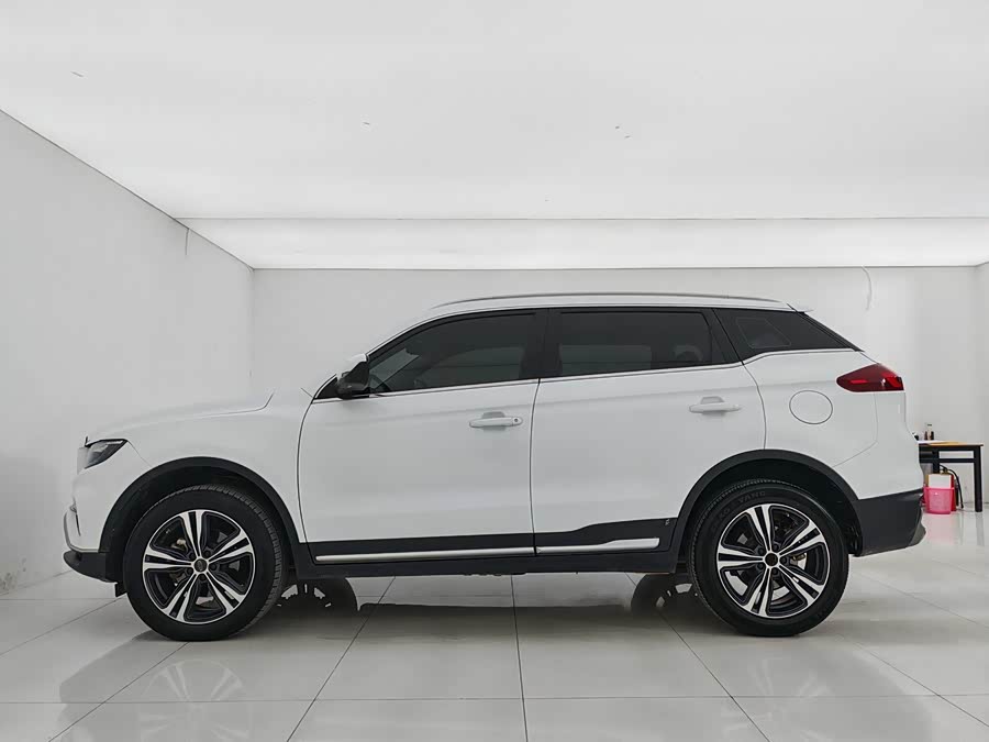 GEELY Boyue 2023 immagine di auto #8