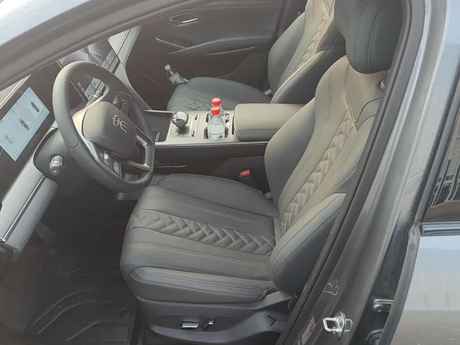 BYD SongL DM-i 2024 car image #8