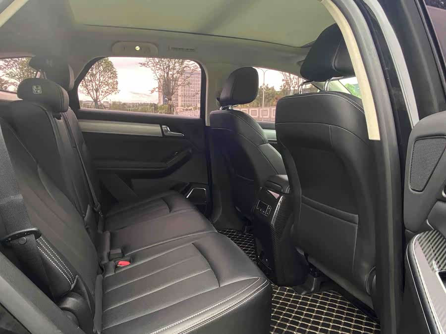 BYD Tang 2019 car image #8