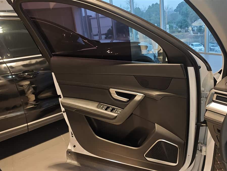 BYD Song Pro 2020 #8 BYD Song Pro 2020 car image #8