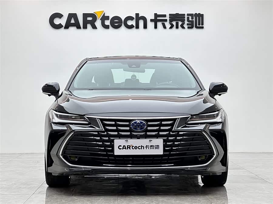 Toyota Avalon 2023 car image #8