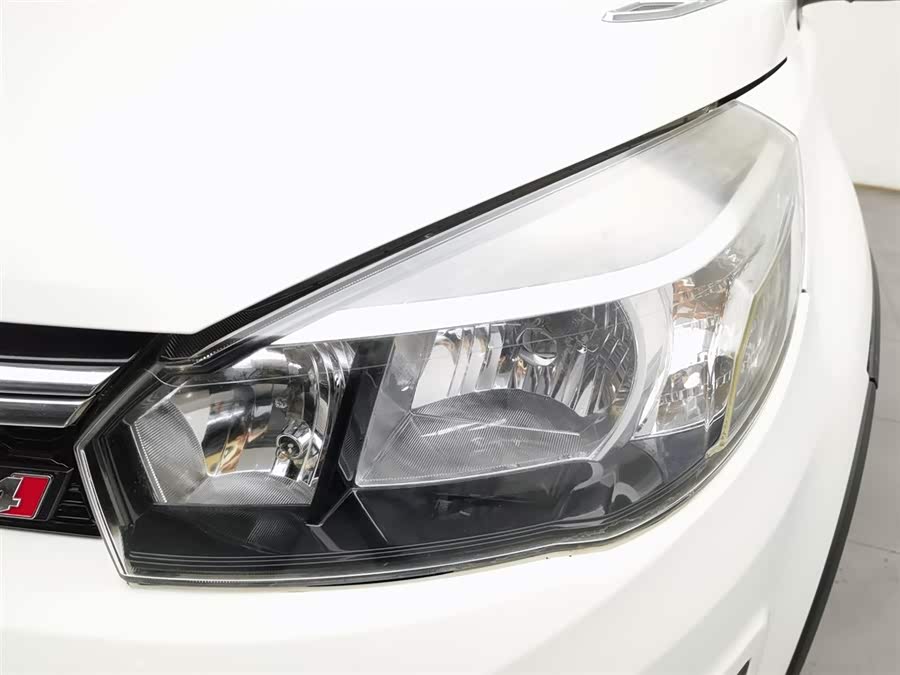 Great Wall M4 2014 car image #8