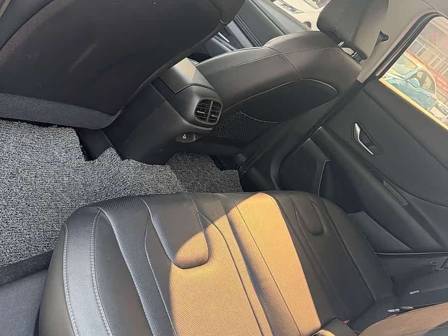 Hyundai Elantra 2021 car image #8