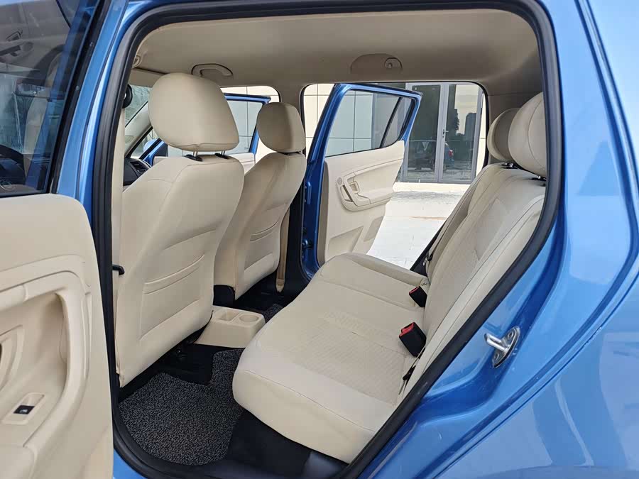 Skoda Fabia 2013 image de voiture #8