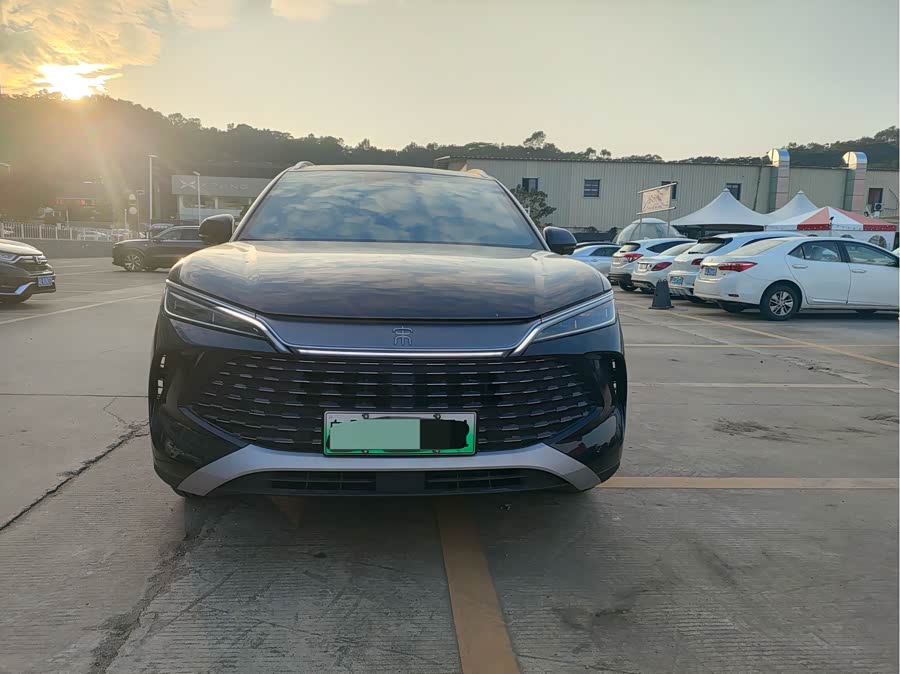 BYD SongL DM-i 2025 car image #8