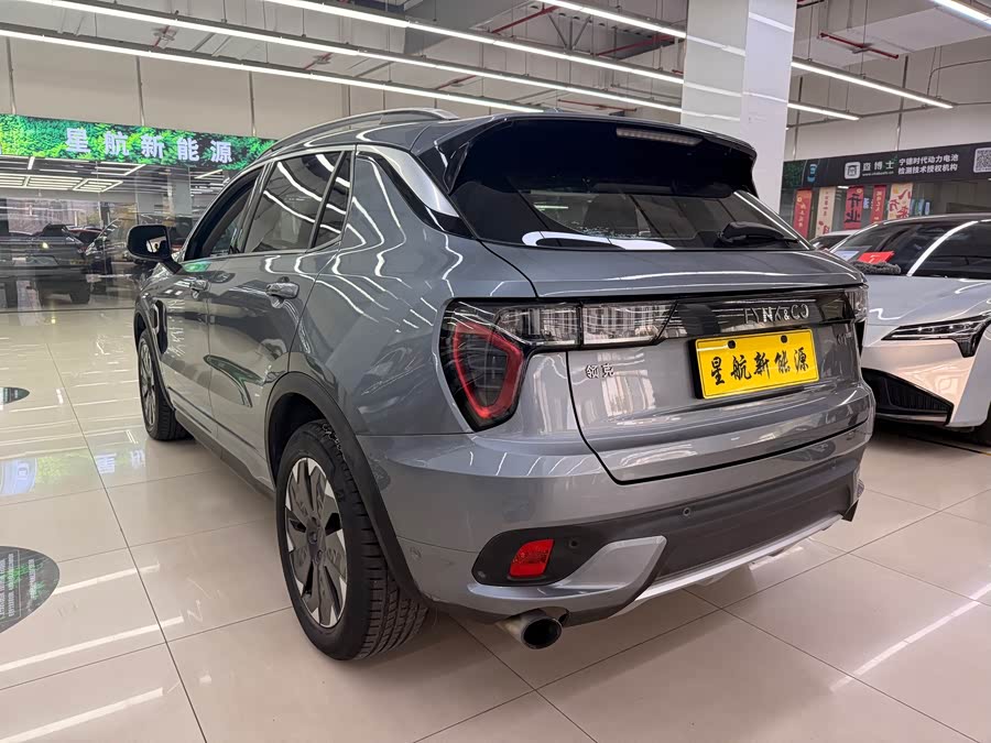 Lynk & Co 01 EM-P 2018 car image #8