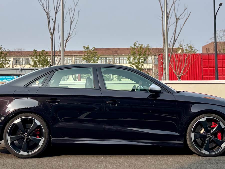 奥迪 奥迪RS 3 2017 汽车图片 #8