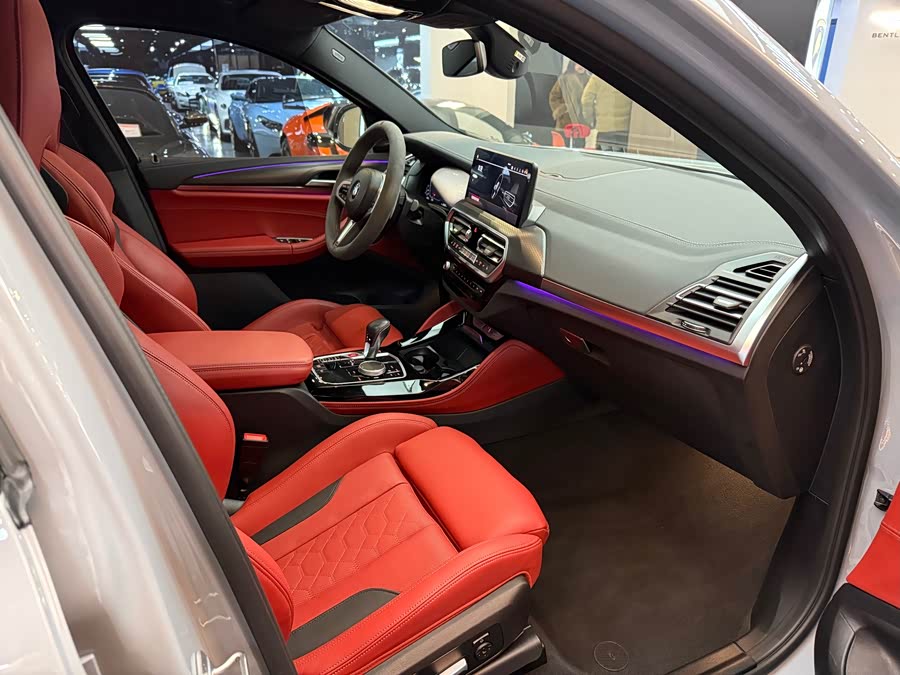 BMW X4 M 2022 immagine di auto #8