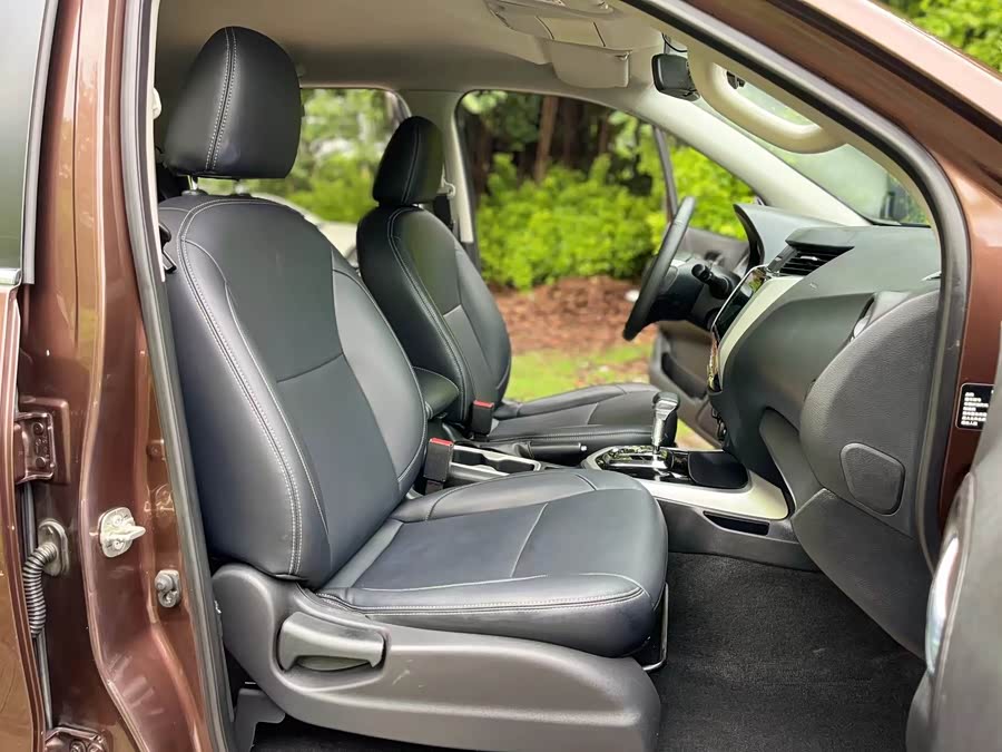 日产 纳瓦拉 2017 汽车图片 #8