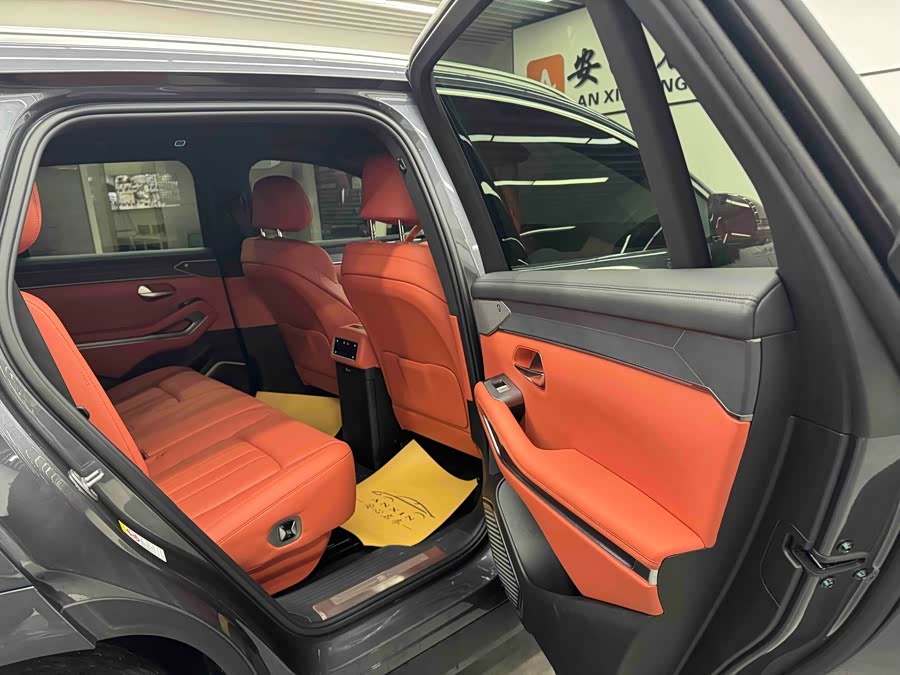 BYD Tang L 2025 car image #8