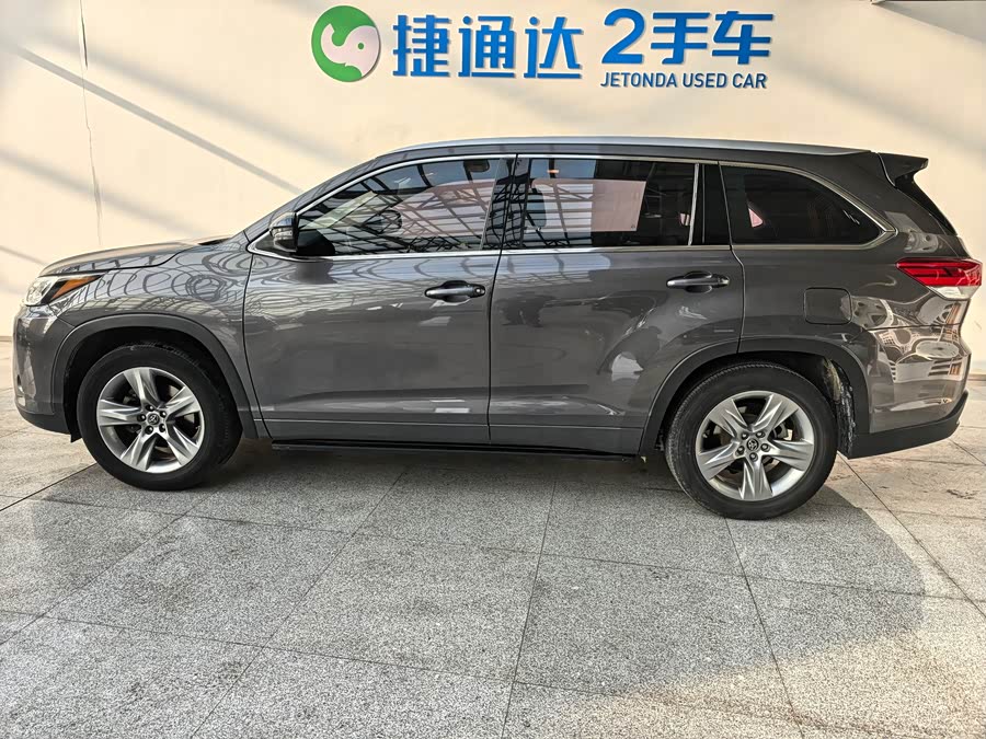 Toyota Highlander 2018 #8 Toyota Highlander 2018 car image #8