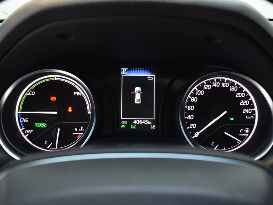 Toyota Camry 2021 immagine di auto #8