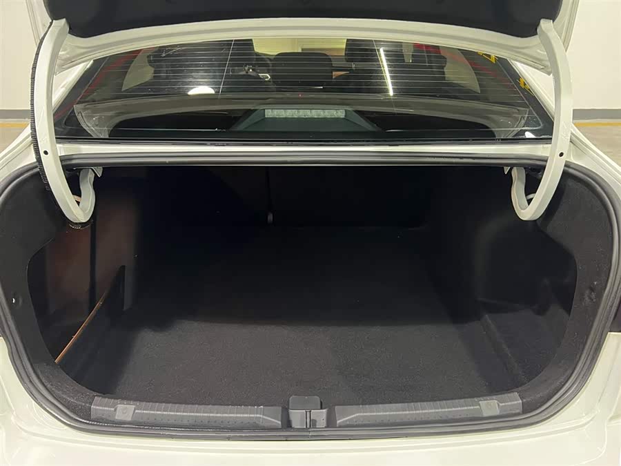 Volkswagen Bora 2022 imagem de carro #8