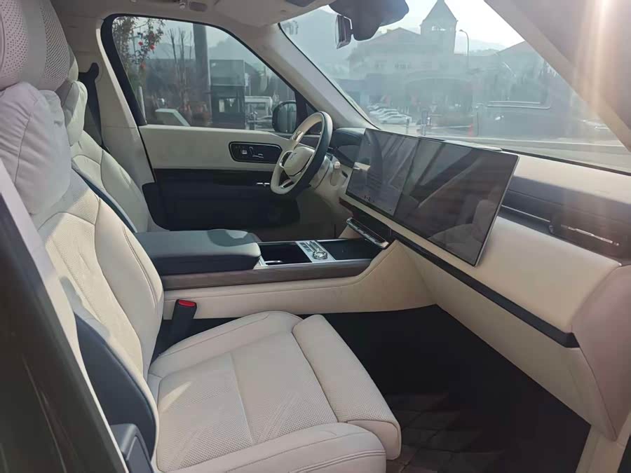 Zeekr 9X 2025 car image #8
