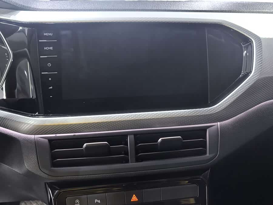 Volkswagen Tacqua 2021 car image #8