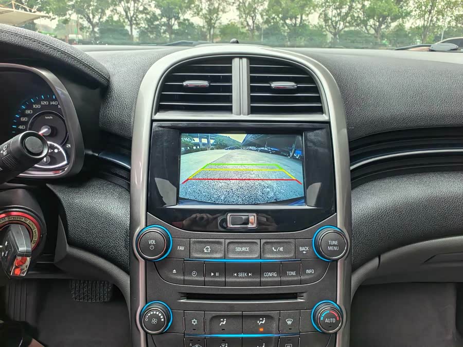 Chevrolet Malibu 2015 car image #8