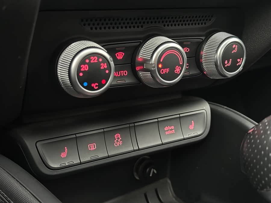 Audi A1 2018 car image #8