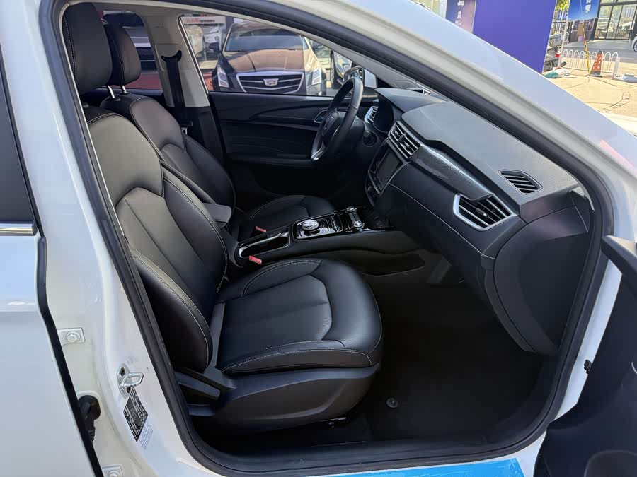 荣威 荣威Ei5 2019 汽车图片 #8