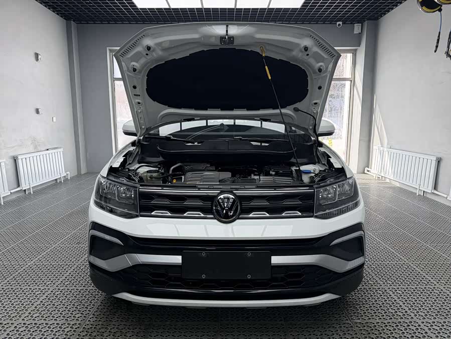 Volkswagen T-Cross 2022 car image #8