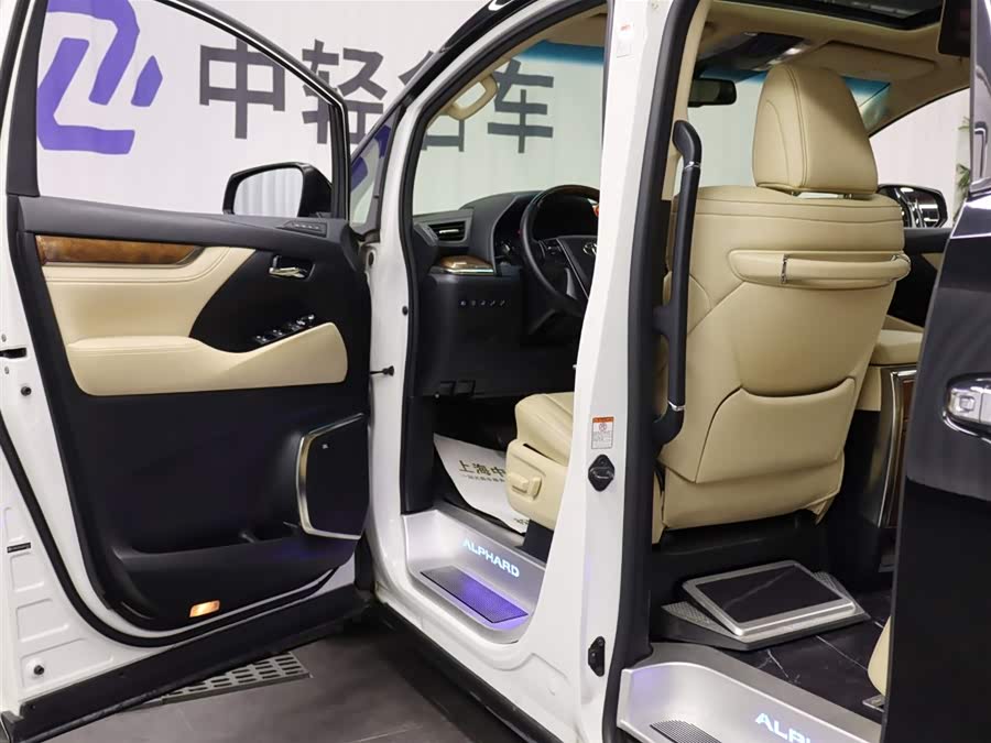 Toyota Alphard 2016 car image #8