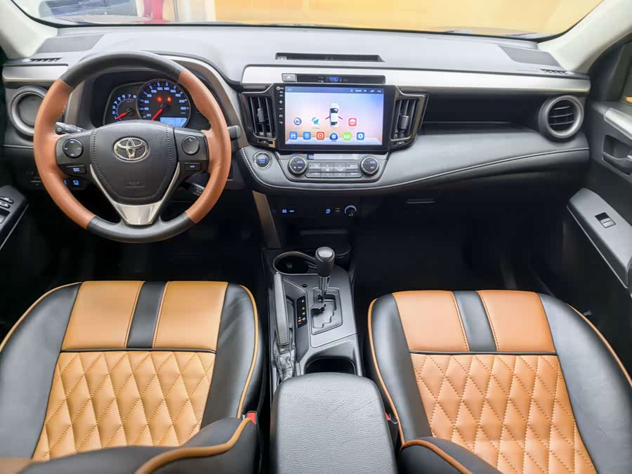 Toyota RAV4 2016 car image #8