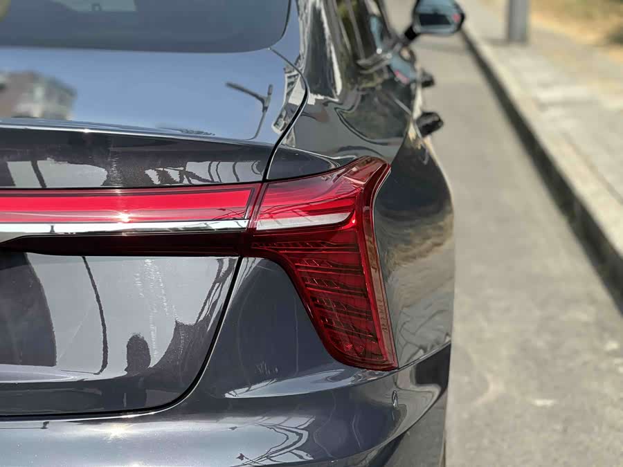 HongQi H5 2024 #8 HongQi H5 2024 car image #8