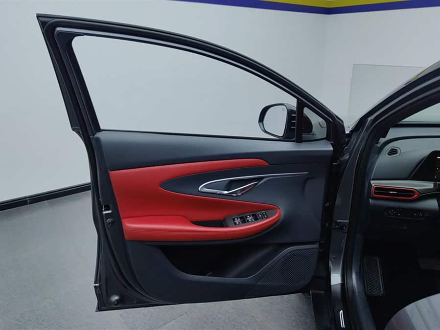 Changan UNI-T 2020 car image #8