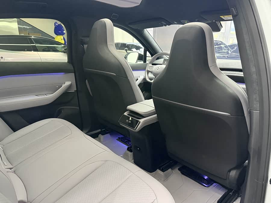 蔚来 蔚来EC6 2024 汽车图片 #8