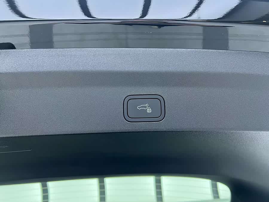 Li L6 2025 imagen de coche #8