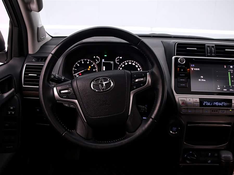 Toyota Land Cruiser Prado 2020 car image #8