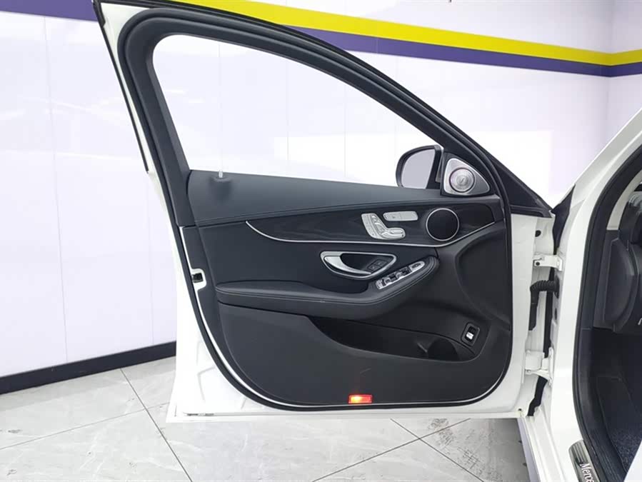 Mercedes-Benz C Class 2021 car image #8