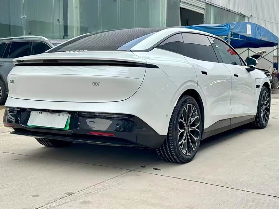 极氪 极氪007 2024 汽车图片 #8