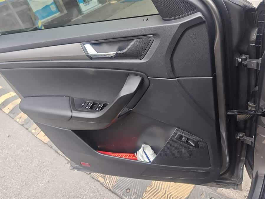 Skoda Kodiaq 2020 car image #8
