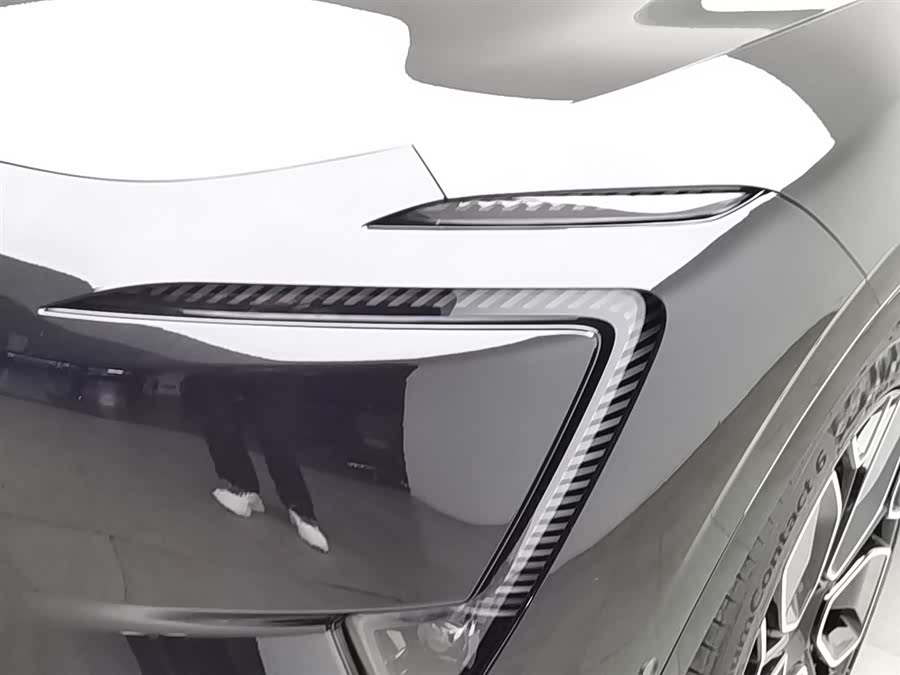 Avatr 11 2023 car image #8