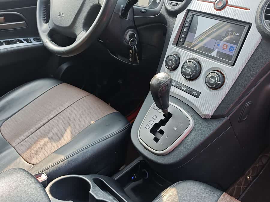 起亚 佳乐 2010 汽车图片 #8