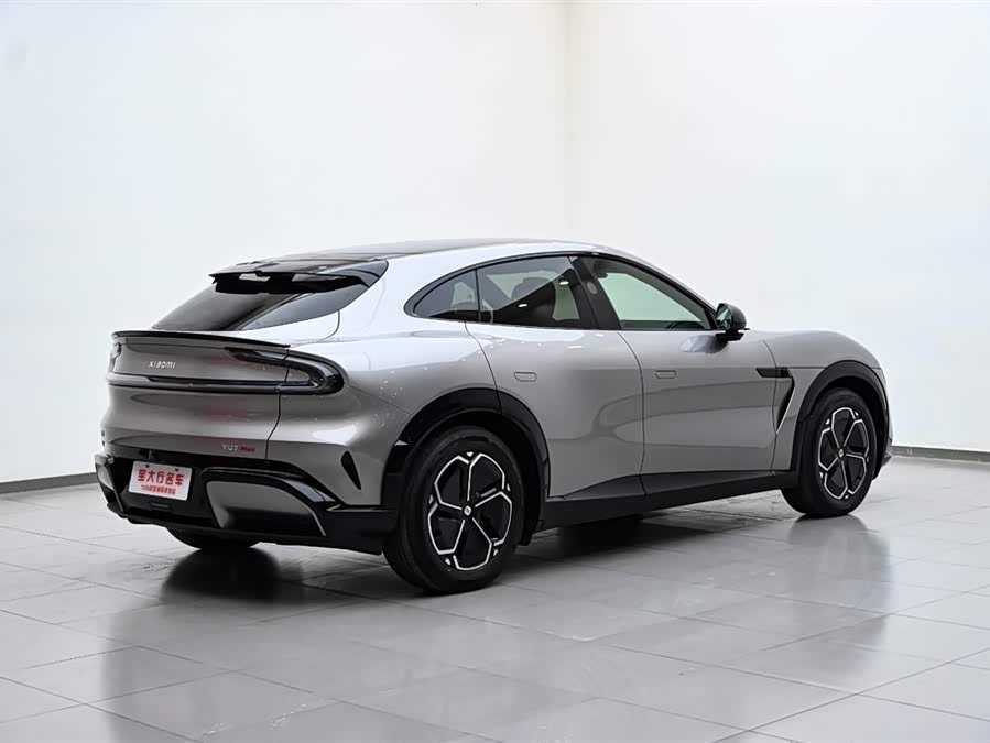 MI YU7 2025 image de voiture #8