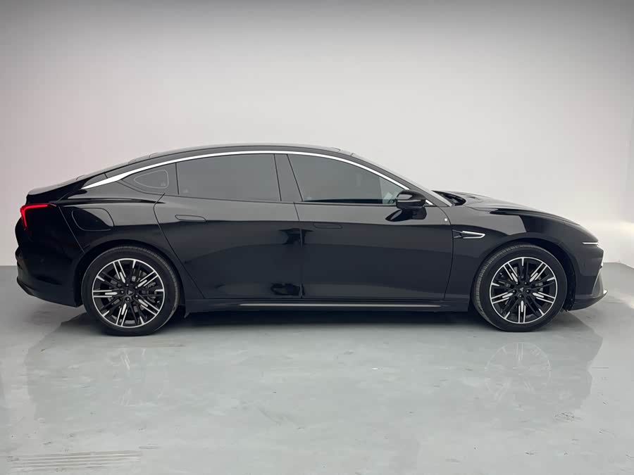 哪吒汽车 哪吒S 2023 汽车图片 #8