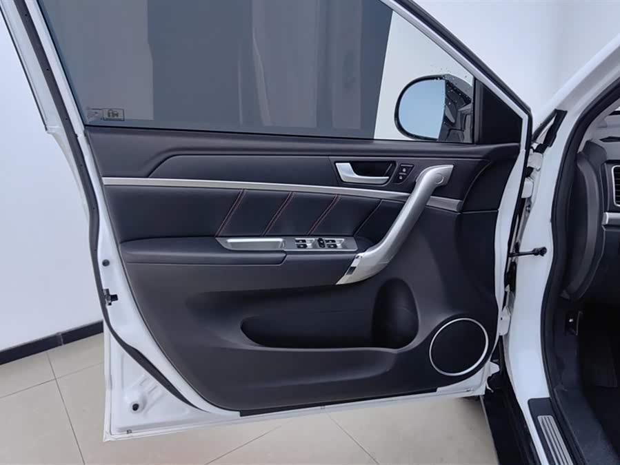 Haval H6 2017 car image #8