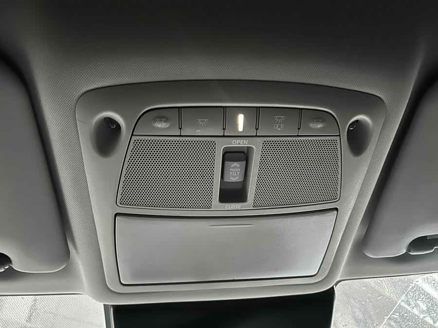 Nissan X-Trail 2023 immagine di auto #8