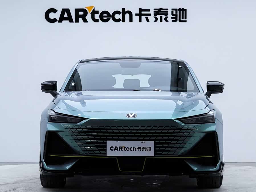 Changan UNI-V 2023 car image #8