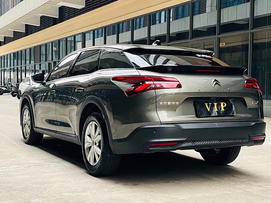 Citroen C5 X 2024 car image #8