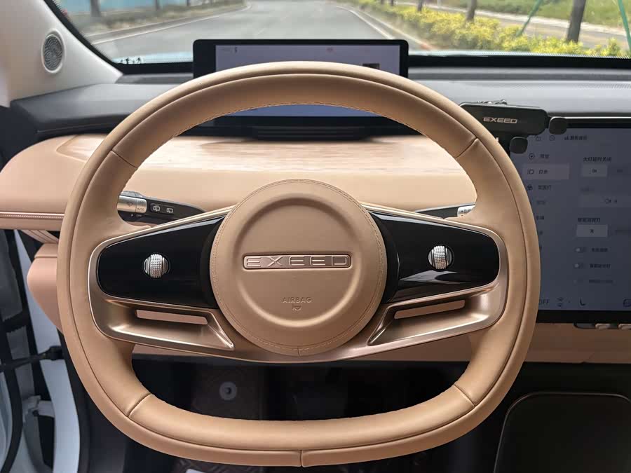 Exceed Stellar Era ET 2024 car image #8