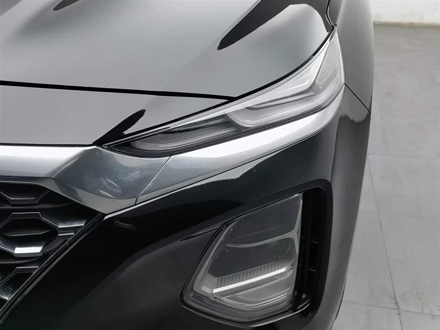 Hyundai Santa Fe 2021 imagen de coche #8