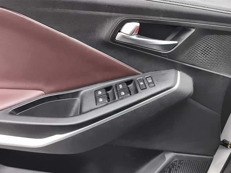 Changan CS15 2019 immagine di auto #8