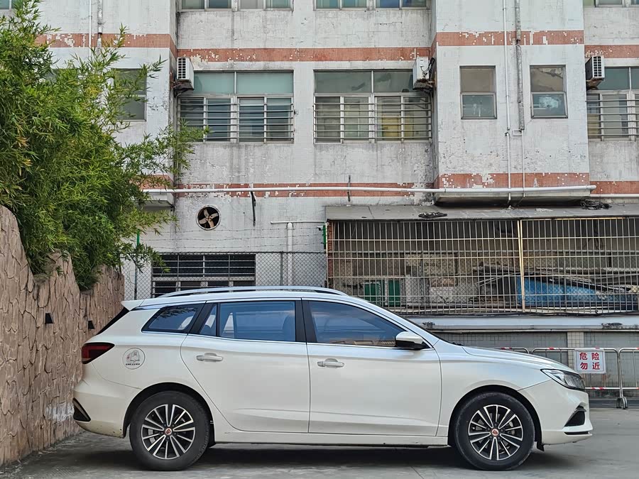 Roewe Ei5 2018 изображение автомобиля #8