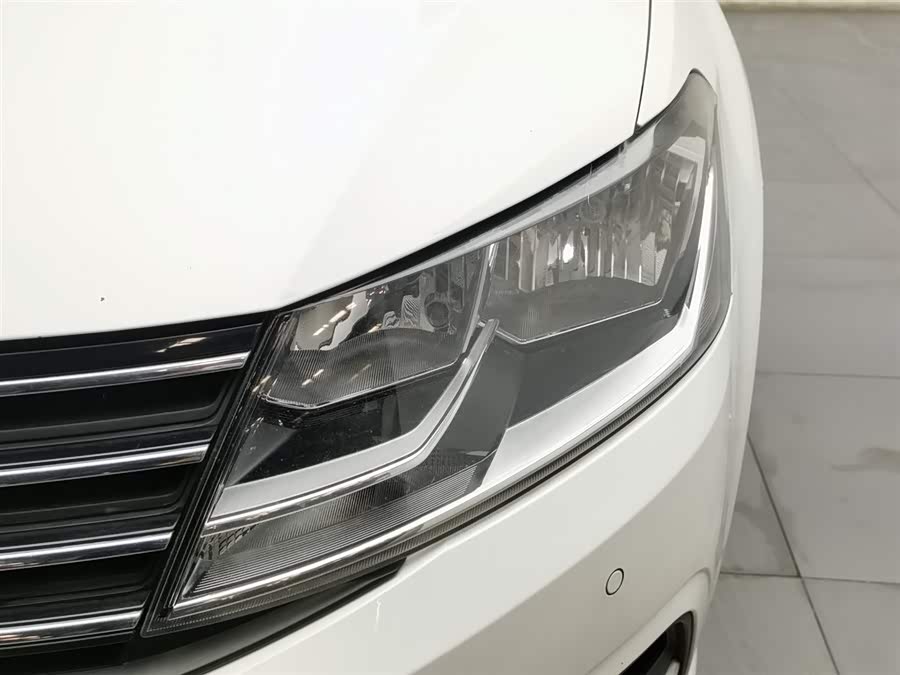 Volkswagen Lavida 2016 car image #8