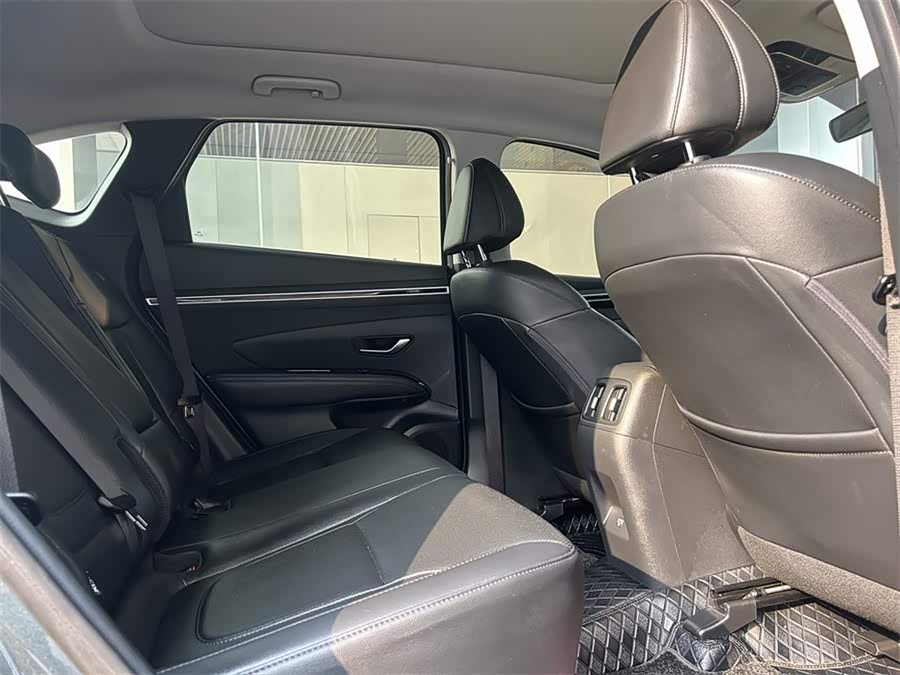 Hyundai Tucson 2022 car image #8