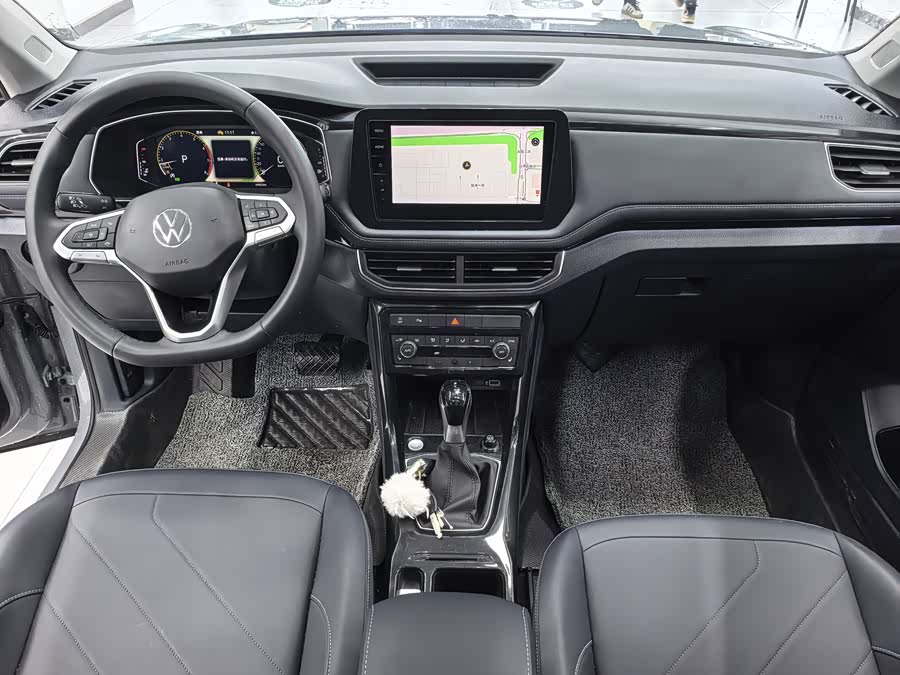 Volkswagen Tharu 2025 car image #8