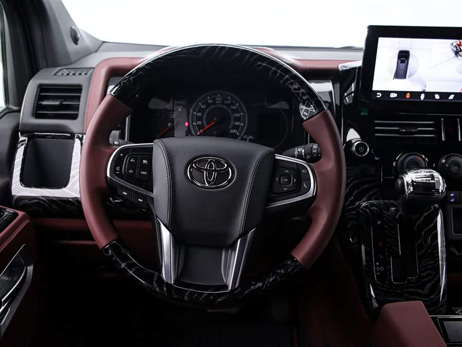 Toyota 2026 #8 Toyota 2026 car image #8